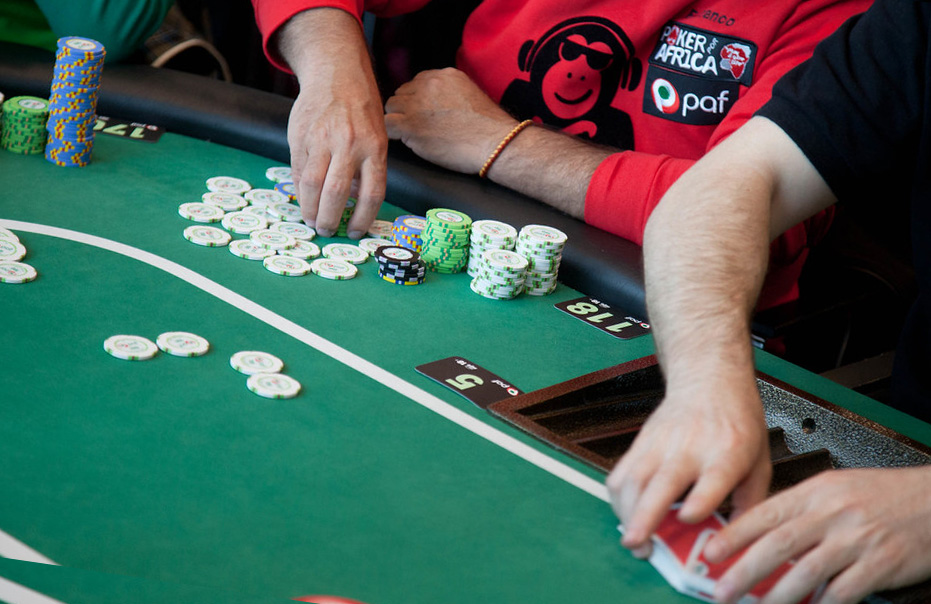 математика блефа в покере